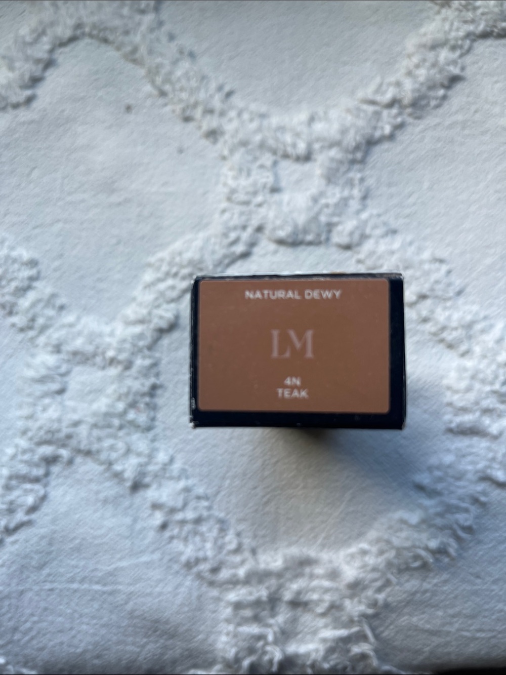 Laura Mercier - Picture 2 of 4